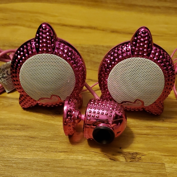 Bratz Other - Bratz Pink Rhinestone Speakers and Webcam Set Space Saving